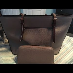 Purse and matching wallet.